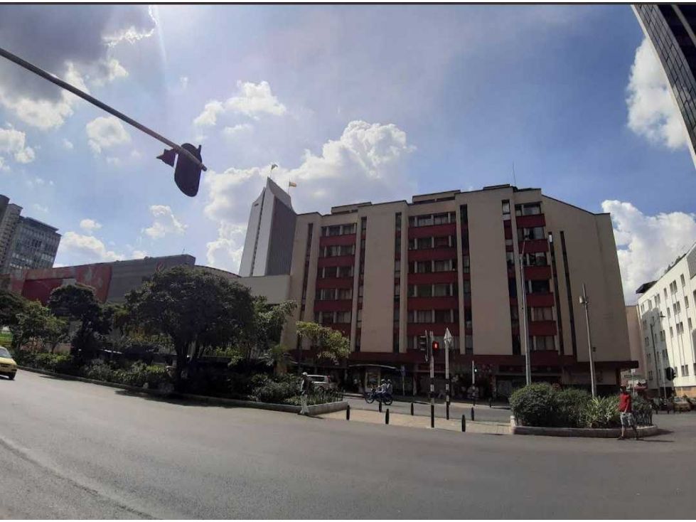Local en arriendo Antioquia Medellín La Candelaria 110 m2 Habitaciones 0 Baños 2 Garajes 0 Precio $6700000