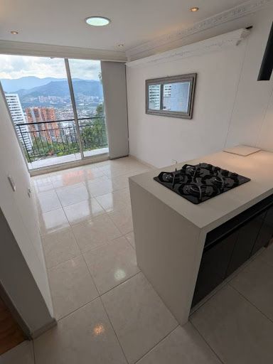 Apartamento en arriendo Antioquia Medellín Asomadera No1 65 m2 Habitaciones 3 Baños 2 Garajes 1 Precio $2650000