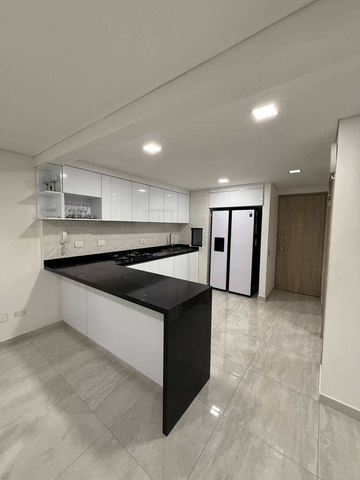 Apartamento en venta Valle Del Cauca Cali Cali 84 m2 Habitaciones 2 Baños 3 Garajes 1 Precio $465000000