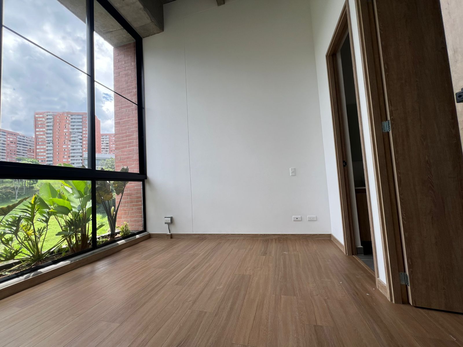 Apartamento en arriendo Antioquia Envigado Alqueria De San Isidro 68 m2 Habitaciones 2 Baños 3 Garajes 2 Precio $4250000