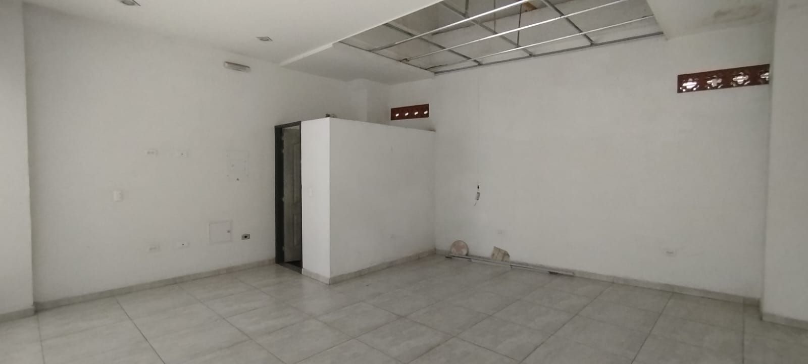 Local en arriendo Antioquia Marinilla La Industrial 30 m2 Habitaciones 0 Baños 1 Garajes 0 Precio $2000000