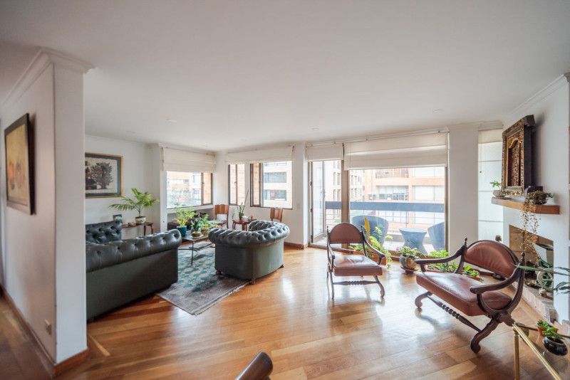 Apartamento en venta Cundinamarca Bogotá Santa Bibiana 169 m2 Habitaciones 3 Baños 3 Garajes 3 Precio $1000000000