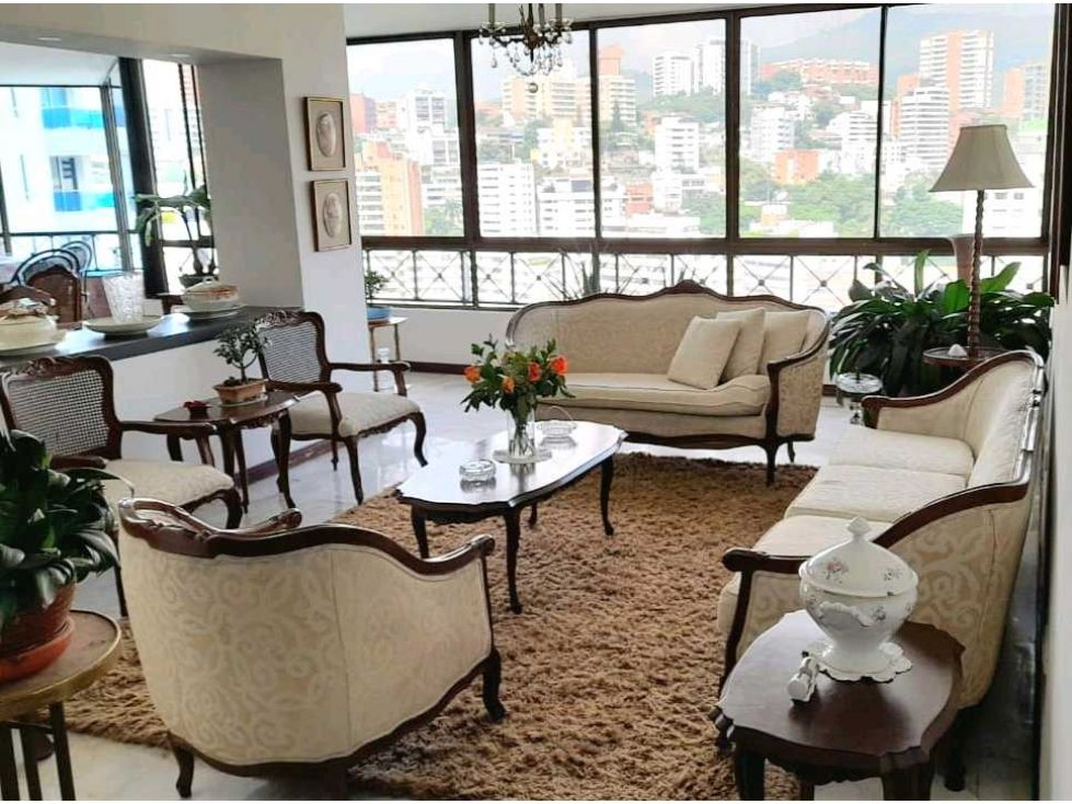 Apartamento en venta Valle Del Cauca Cali Normandía 235 m2 Habitaciones 3 Baños 4 Garajes 3 Precio $1150000000