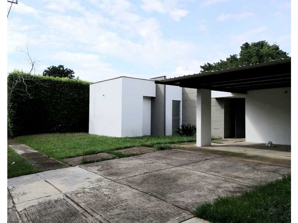 Casa en venta Valle Del Cauca Jamundí Ub Riveras De Las Mercedes 270 m2 Habitaciones 3 Baños 4 Garajes 4 Precio $720000000