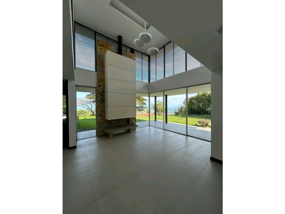 Casa en arriendo Valle Del Cauca Yumbo Yumbo 450 m2 Habitaciones 4 Baños 5 Garajes 10 Precio $9700000