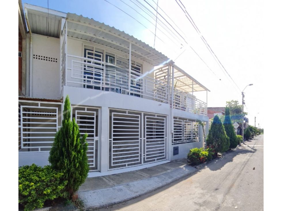 Casa en venta Valle Del Cauca Jamundí Cd Las Flores 144 m2 Habitaciones 3 Baños 3 Garajes 1 Precio $199000000