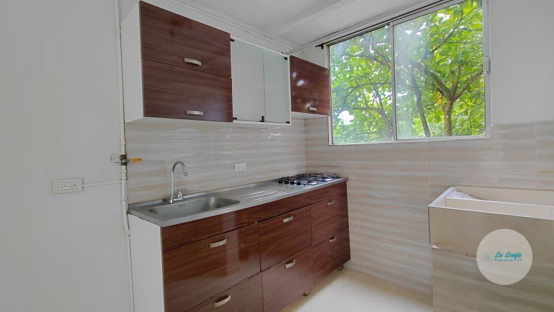 Apartamento en arriendo o venta Antioquia Itagüí Ditaires 80 m2 Habitaciones 3 Baños 2 Garajes 0 Precio venta $380000000 Precio arriendo $1950000