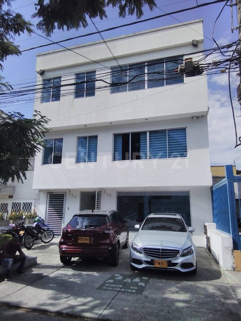 Consultorio en arriendo Valle Del Cauca Cali Eucarístico 390 m2 Habitaciones 0 Baños 5 Garajes 2 Precio $10200000