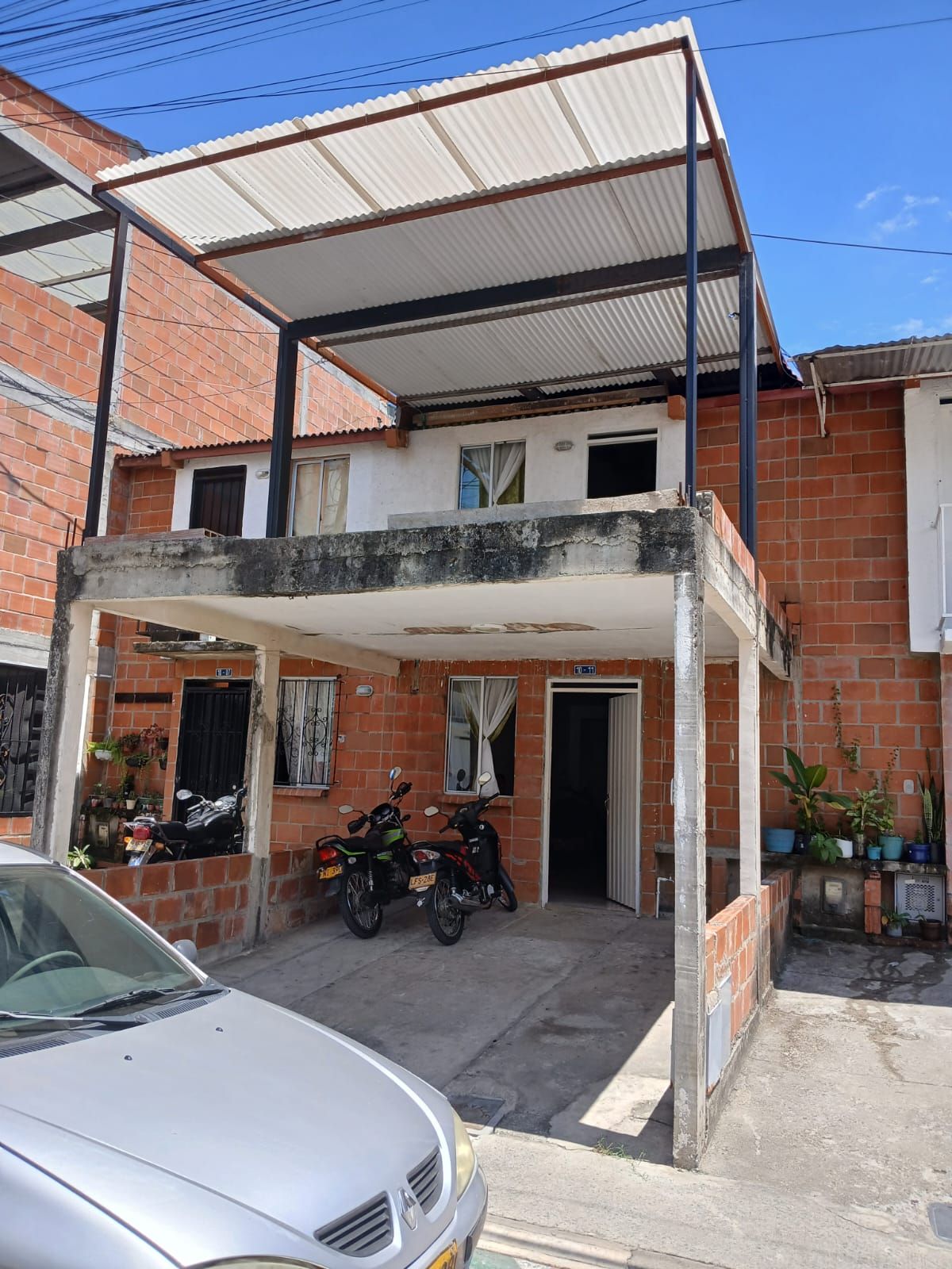 Casa en venta Valle Del Cauca Palmira Cd Palmira 50 m2 Habitaciones 3 Baños 2 Garajes 1 Precio $200000000