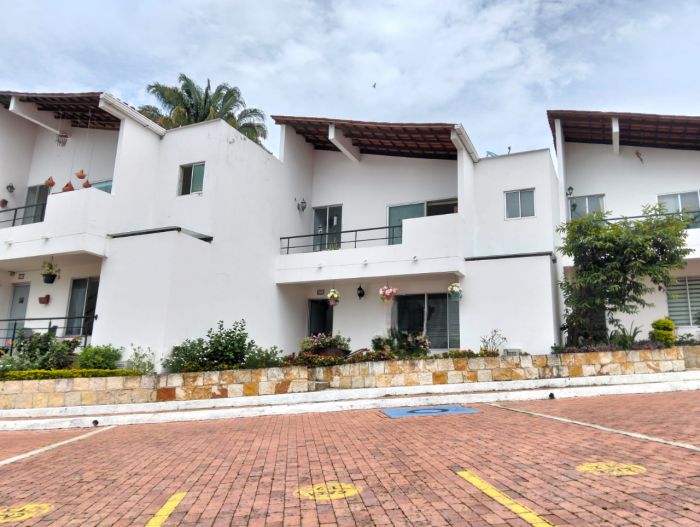 Casa en venta Cundinamarca La Mesa Jardines De La Mesa 140 m2 Habitaciones 3 Baños 3 Garajes 1 Precio $425000000