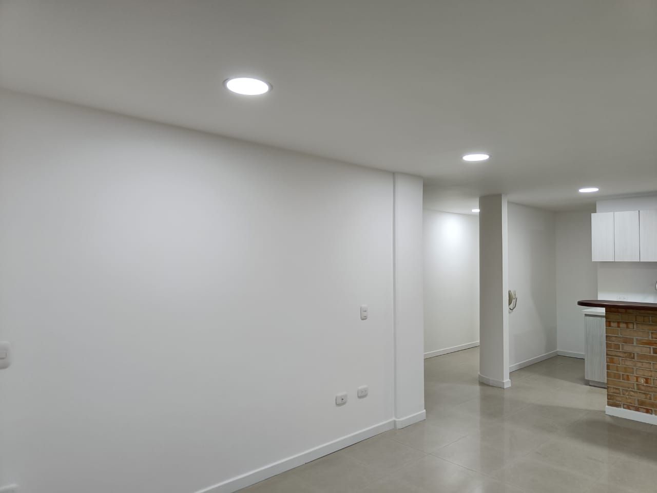 Apartamento en arriendo Antioquia Medellín Lorena 79 m2 Habitaciones 2 Baños 2 Garajes 0 Precio $2200000