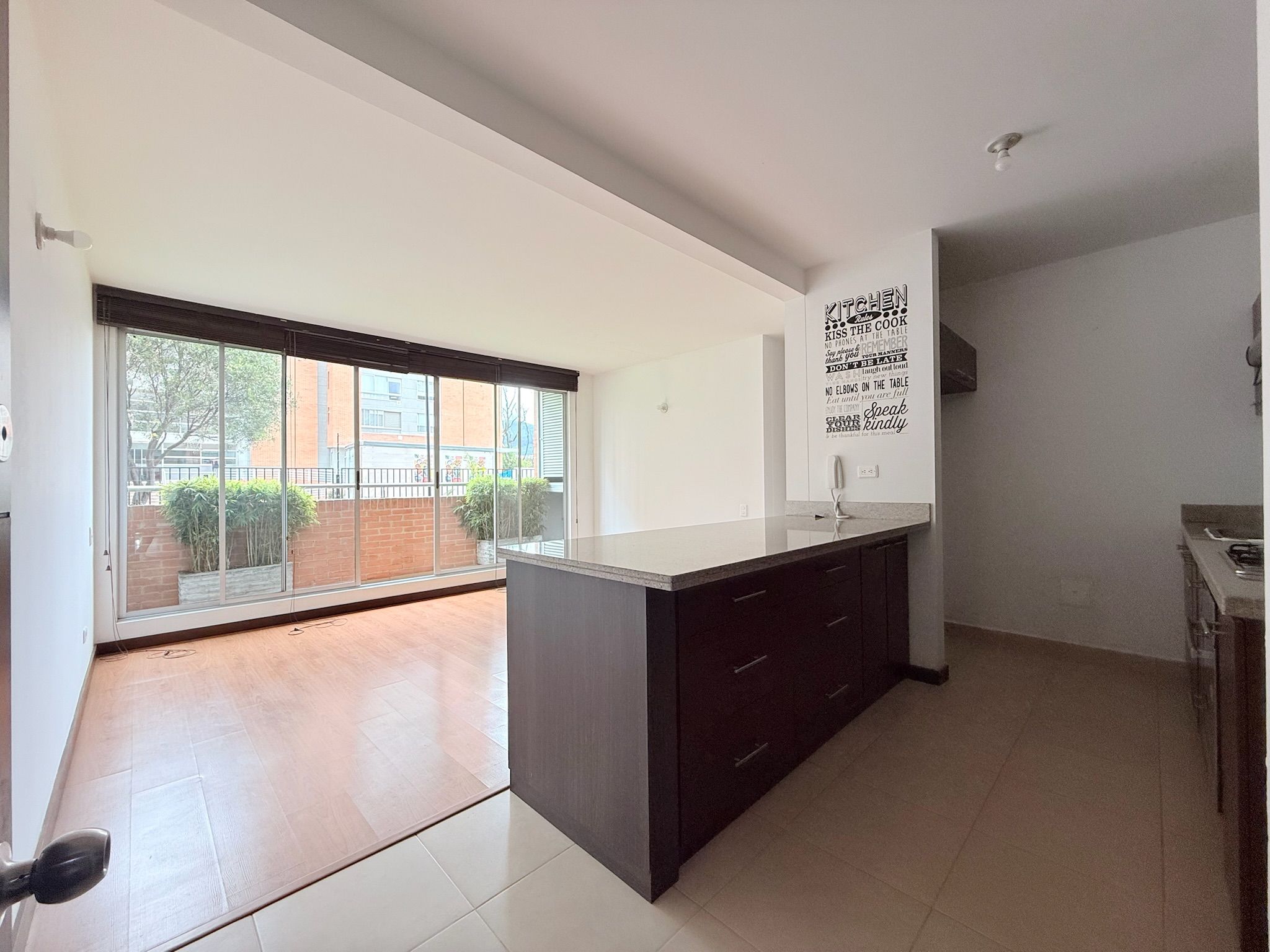 Apartamento en venta Cundinamarca Bogotá Cjr Moraika 85 m2 Habitaciones 3 Baños 2 Garajes 2 Precio $488000000