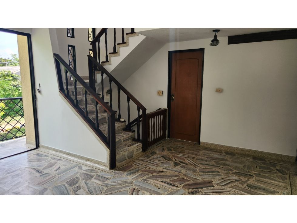 Casa en venta Valle Del Cauca Cali Cali 136 m2 Habitaciones 4 Baños 4 Garajes 1 Precio $489000000