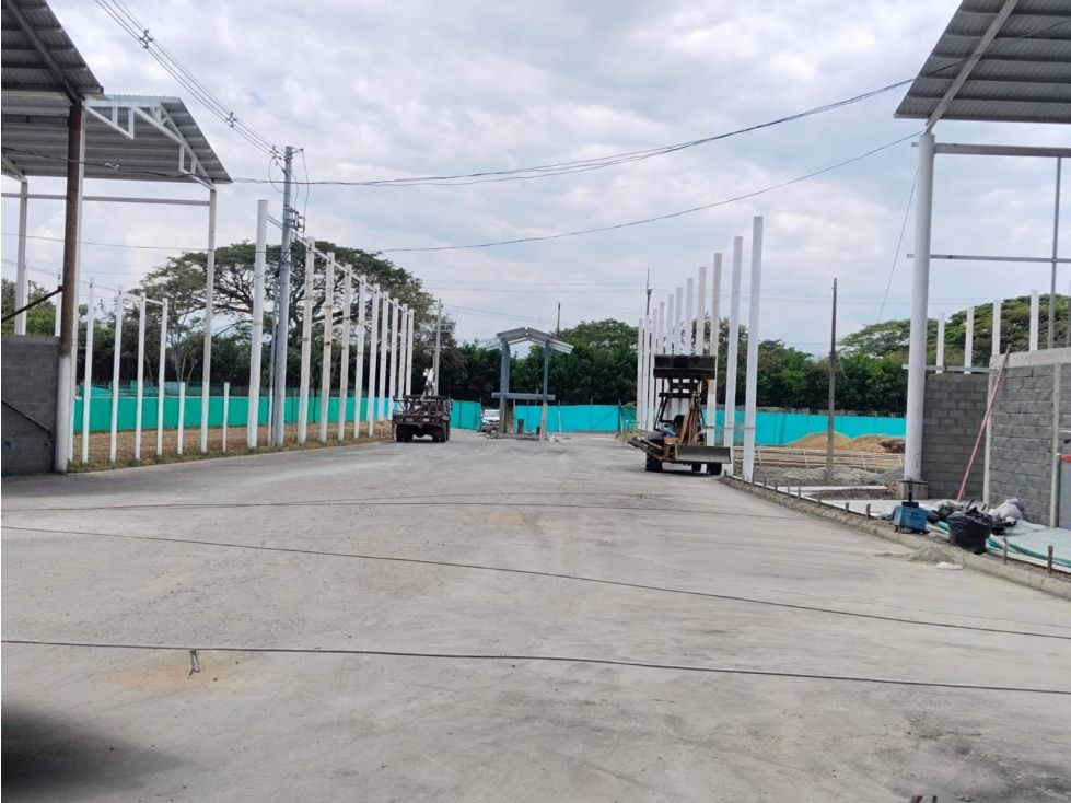 Bodega en arriendo Valle Del Cauca Palmira Palmira 1000 m2 Habitaciones 0 Baños 2 Garajes 3 Precio $18000000
