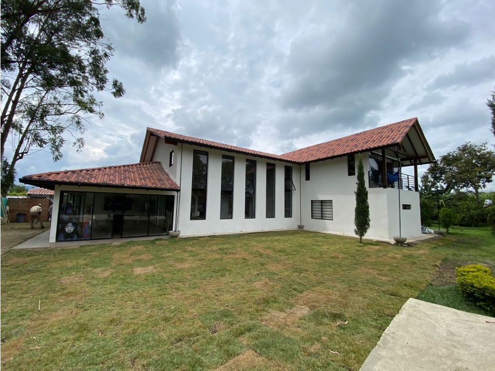 Finca en venta Valle Del Cauca Palmira Palmira 5400 m2 Habitaciones 7 Baños 5 Garajes 9 Precio $3000000000