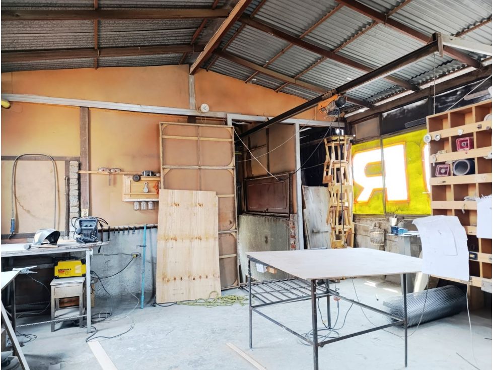 Edificio en venta Valle Del Cauca Cali La Floresta 336 m2 Habitaciones 6 Baños 3 Garajes 0 Precio $649000000