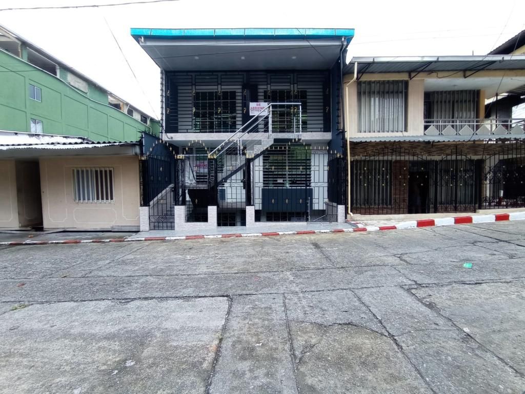 Apartamento en arriendo Valle Del Cauca Buenaventura Rockefeller 130 m2 Habitaciones 3 Baños 1 Garajes 0 Precio $1200000