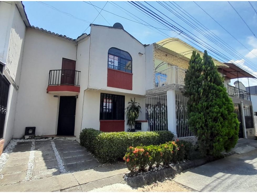 Casa en arriendo Valle Del Cauca Jamundí Riveras Del Rosario 65 m2 Habitaciones 2 Baños 2 Garajes 1 Precio $700000