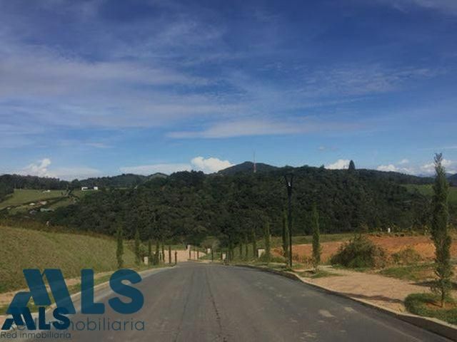Lote en venta Antioquia Envigado La Mesa 1667 m2 Habitaciones 0 Baños 0 Garajes 0 Precio $930000000