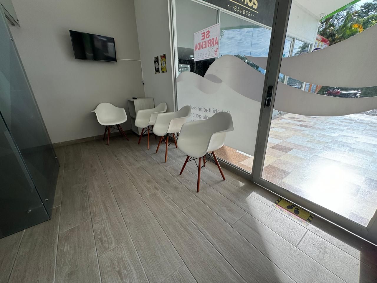 Local en venta Risaralda Pereira Villa De La Paz 33 m2 Habitaciones 0 Baños 0 Garajes 0 Precio $330000000