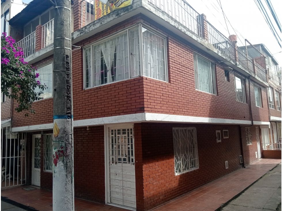 Casa en venta Cundinamarca Bogotá Ciudad Quirigua 150 m2 Habitaciones 9 Baños 4 Garajes 0 Precio $560000000