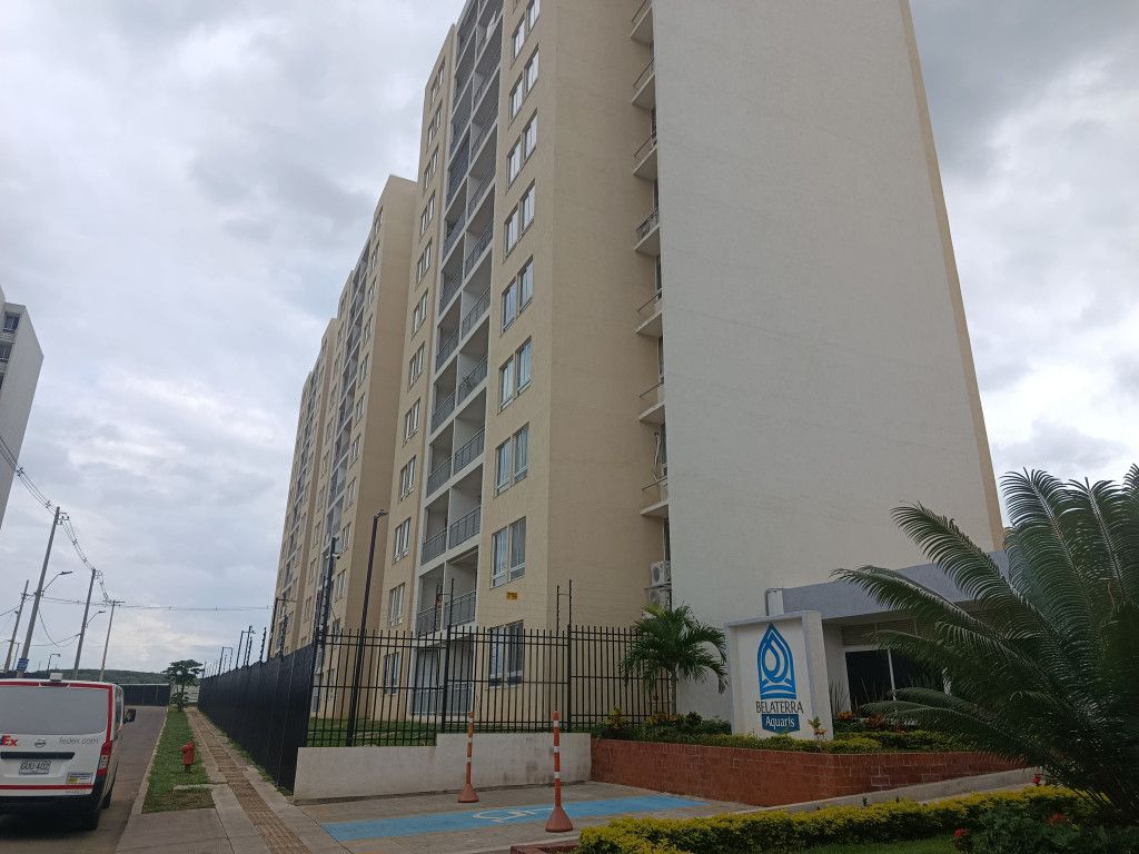 Apartamento en arriendo Valle Del Cauca Cali Ciudad Real 60 m2 Habitaciones 3 Baños 2 Garajes 1 Precio $1600000