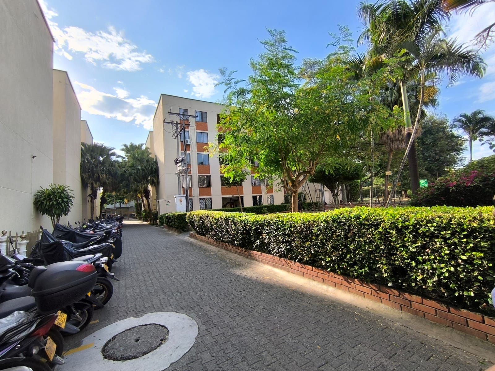 Apartamento en venta Valle Del Cauca Cali Urbanización La Base planta Y Talleres 55 m2 Habitaciones 3 Baños 1 Garajes 0 Precio $160000000