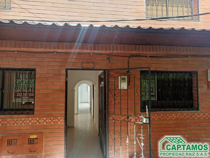 Casa en arriendo Antioquia Medellín Miraflores 100 m2 Habitaciones 4 Baños 2 Garajes 0 Precio $2050000