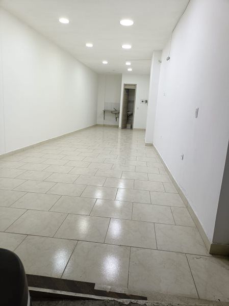 Local en venta Antioquia Santa Bárbara Santa Bárbara 50 m2 Habitaciones 0 Baños 1 Garajes 0 Precio $220000000