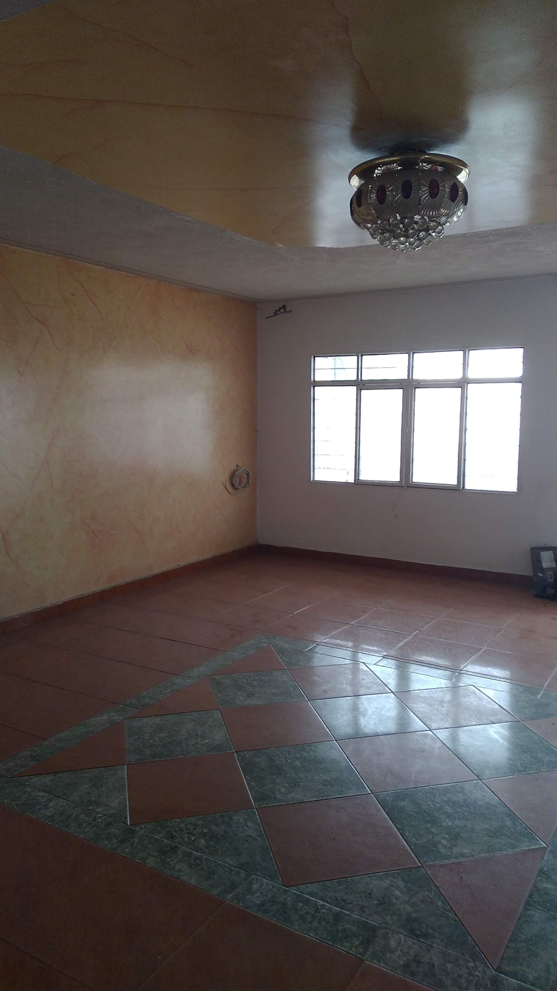 Casa en arriendo Valle Del Cauca Cali León Xiii 100 m2 Habitaciones 5 Baños 2 Garajes 0 Precio $1200000