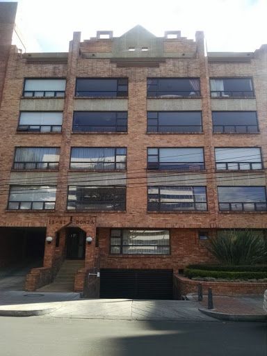 Apartamento en arriendo Cundinamarca Bogotá El Espartillal 81 m2 Habitaciones 2 Baños 3 Garajes 2 Precio $4000000