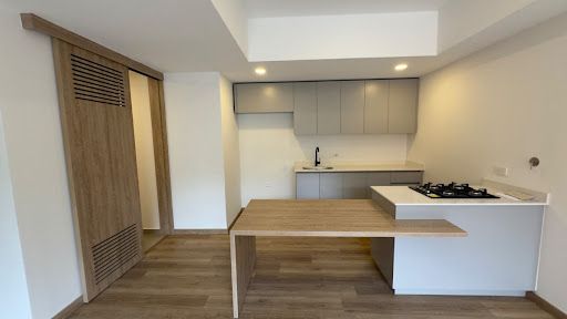 Apartamento en arriendo Antioquia Envigado Las Casitas 62 m2 Habitaciones 1 Baños 1 Garajes 1 Precio $3000000
