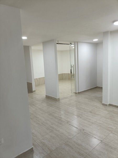 Edificio en venta Valle Del Cauca Cali Nueva Tequendama 600 m2 Habitaciones 13 Baños 15 Garajes 3 Precio $1850000000