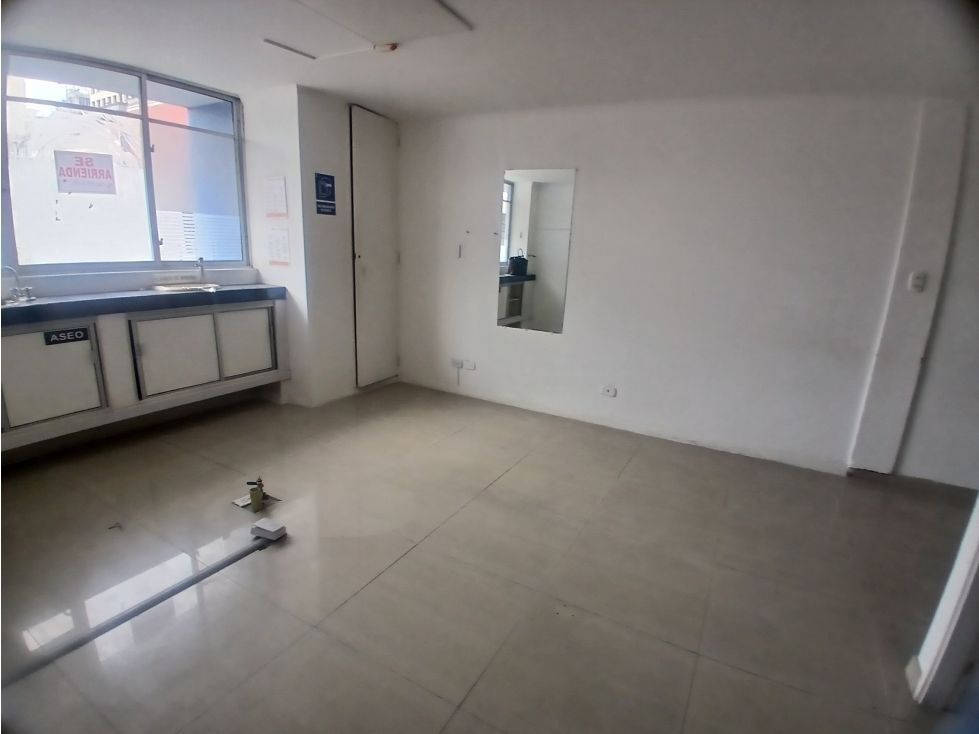 Consultorio en arriendo Caldas Manizales El Centro 30 m2 Habitaciones 0 Baños 1 Garajes 0 Precio $1300000