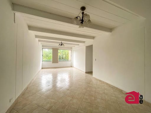 Apartamento en arriendo Antioquia Envigado Pontevedra 115 m2 Habitaciones 3 Baños 2 Garajes 1 Precio $3000000