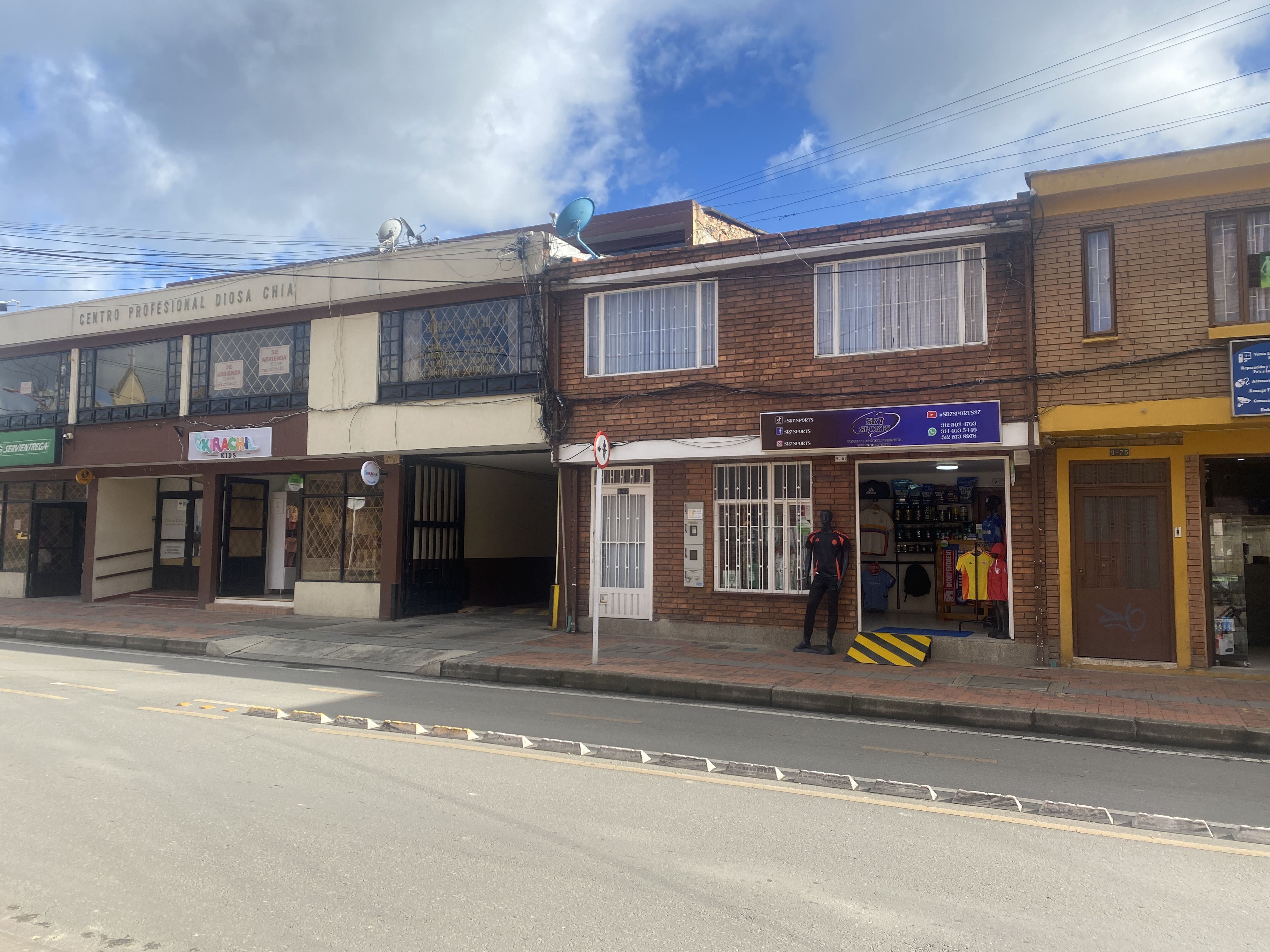 Casa en venta Cundinamarca Chía Los Zipas 130 m2 Habitaciones 3 Baños 3 Garajes 0 Precio $790000000