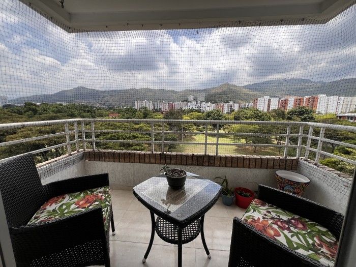 Apartamento en venta Valle Del Cauca Cali La Flora 115 m2 Habitaciones 3 Baños 4 Garajes 2 Precio $680000000