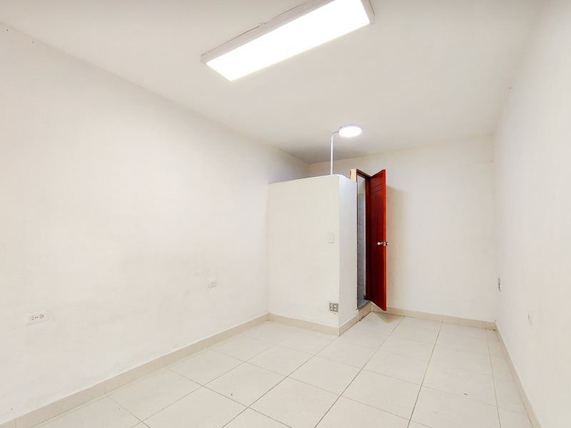 Apartamento en venta Antioquia Medellín San Javier No1 98 m2 Habitaciones 5 Baños 2 Garajes 1 Precio $400000000