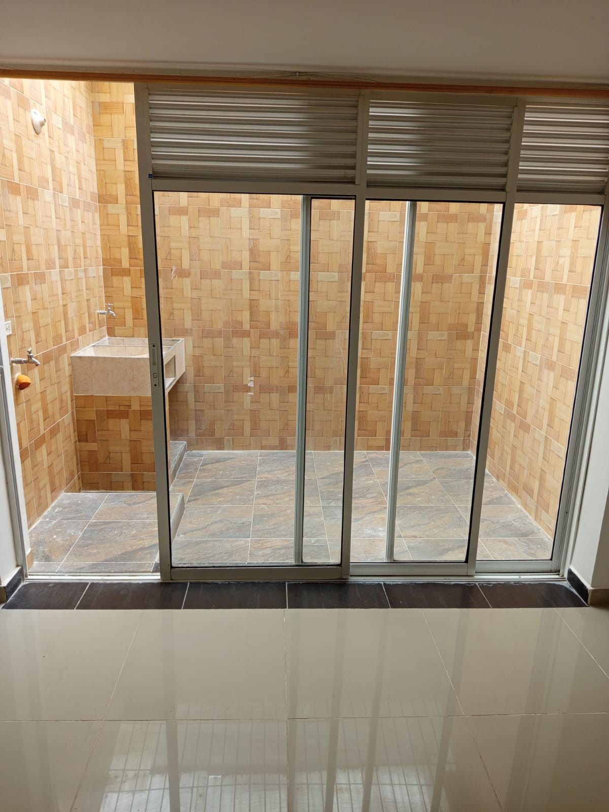 Casa en venta Valle Del Cauca Cali Nueva Tequendama 330 m2 Habitaciones 6 Baños 6 Garajes 2 Precio $700000000