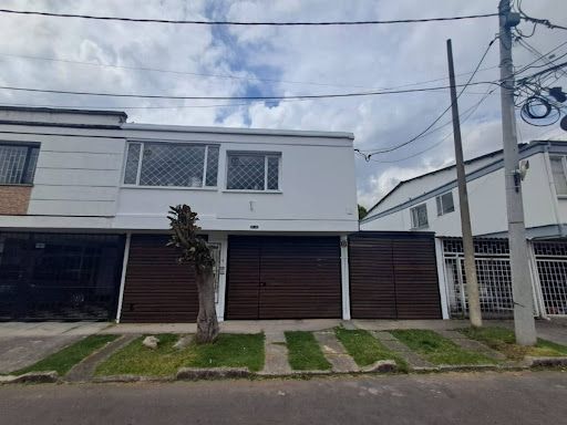 Oficina en arriendo Cundinamarca Bogotá Polo Club 160 m2 Habitaciones 0 Baños 2 Garajes 2 Precio $4000000