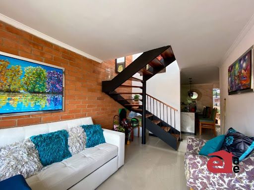 Casa en venta Antioquia Envigado Las Antillas 116 m2 Habitaciones 4 Baños 3 Garajes 2 Precio $890000000