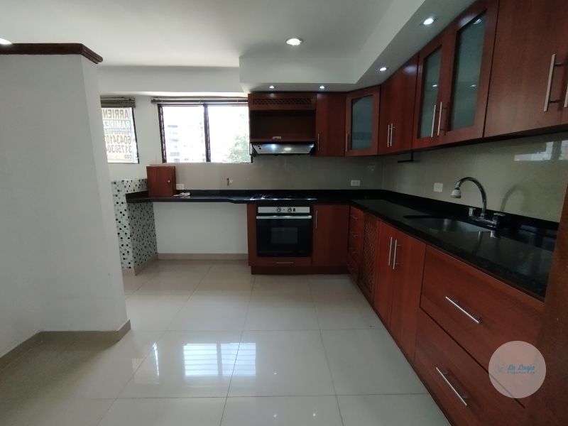 Apartamento en arriendo Antioquia Envigado La Abadia 110 m2 Habitaciones 3 Baños 2 Garajes 1 Precio $3800000