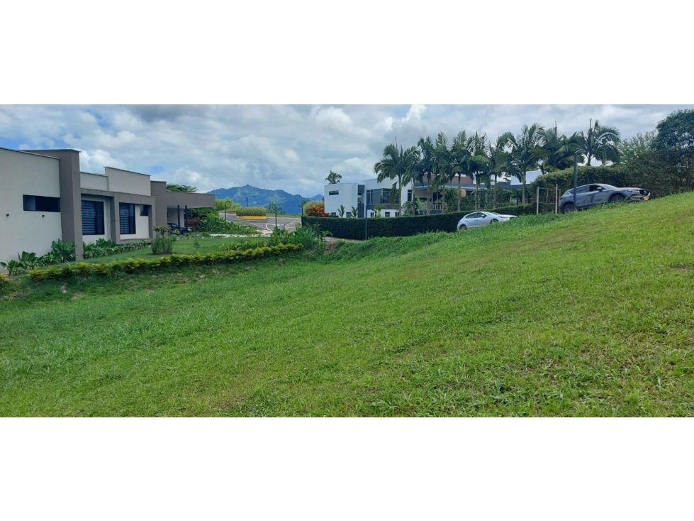 Lote en venta Risaralda Pereira Pereira 2455 m2 Habitaciones 0 Baños 0 Garajes 0 Precio $1100000000