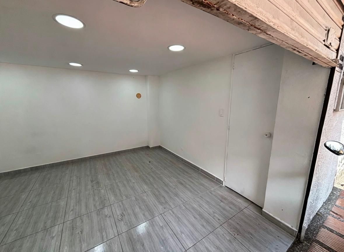 Local en arriendo Antioquia Itagüí Santa Maria Et Iii 16 m2 Habitaciones 0 Baños 1 Garajes 0 Precio $1642200
