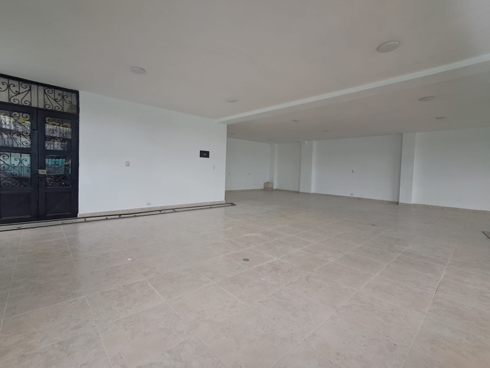 Local en arriendo Risaralda Pereira Los Corales 150 m2 Habitaciones 0 Baños 1 Garajes 0 Precio $5500000