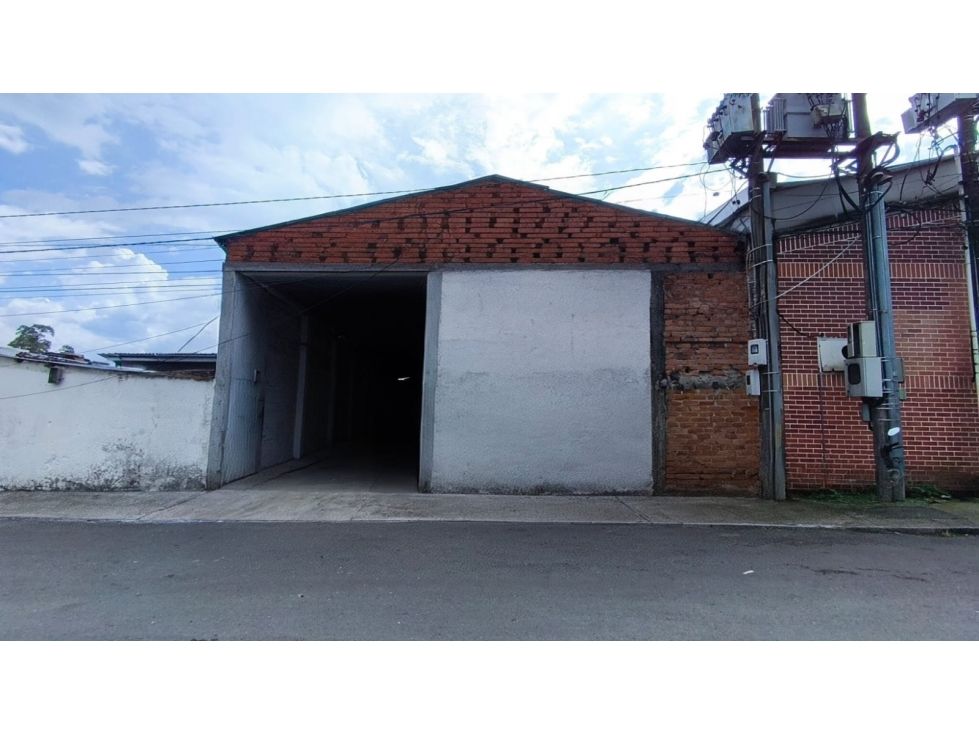 Bodega en arriendo o venta Risaralda Dosquebradas Romelia Alta 500 m2 Habitaciones 0 Baños 1 Garajes 0 Precio venta $1250000000 Precio arriendo $10000000