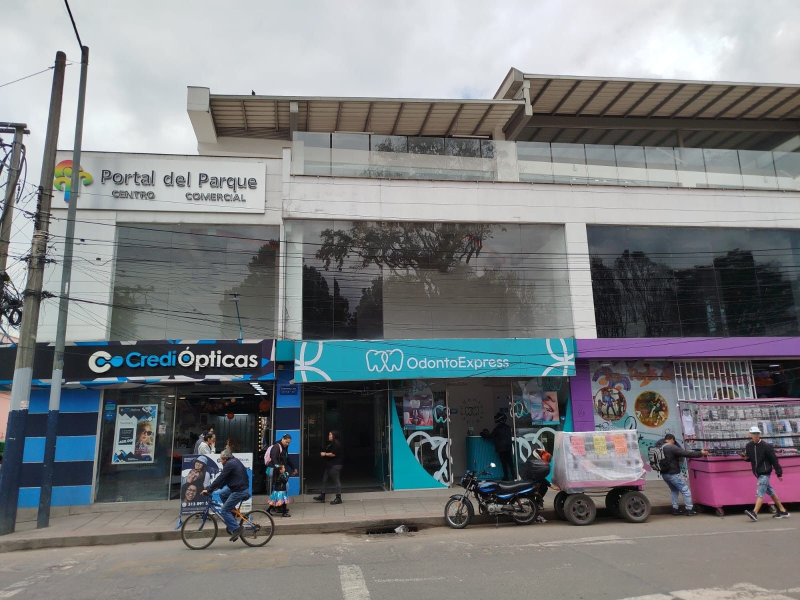 Local en arriendo Cundinamarca Bogotá Centro Fontibon 22 m2 Habitaciones 0 Baños 2 Garajes 0 Precio $2600000