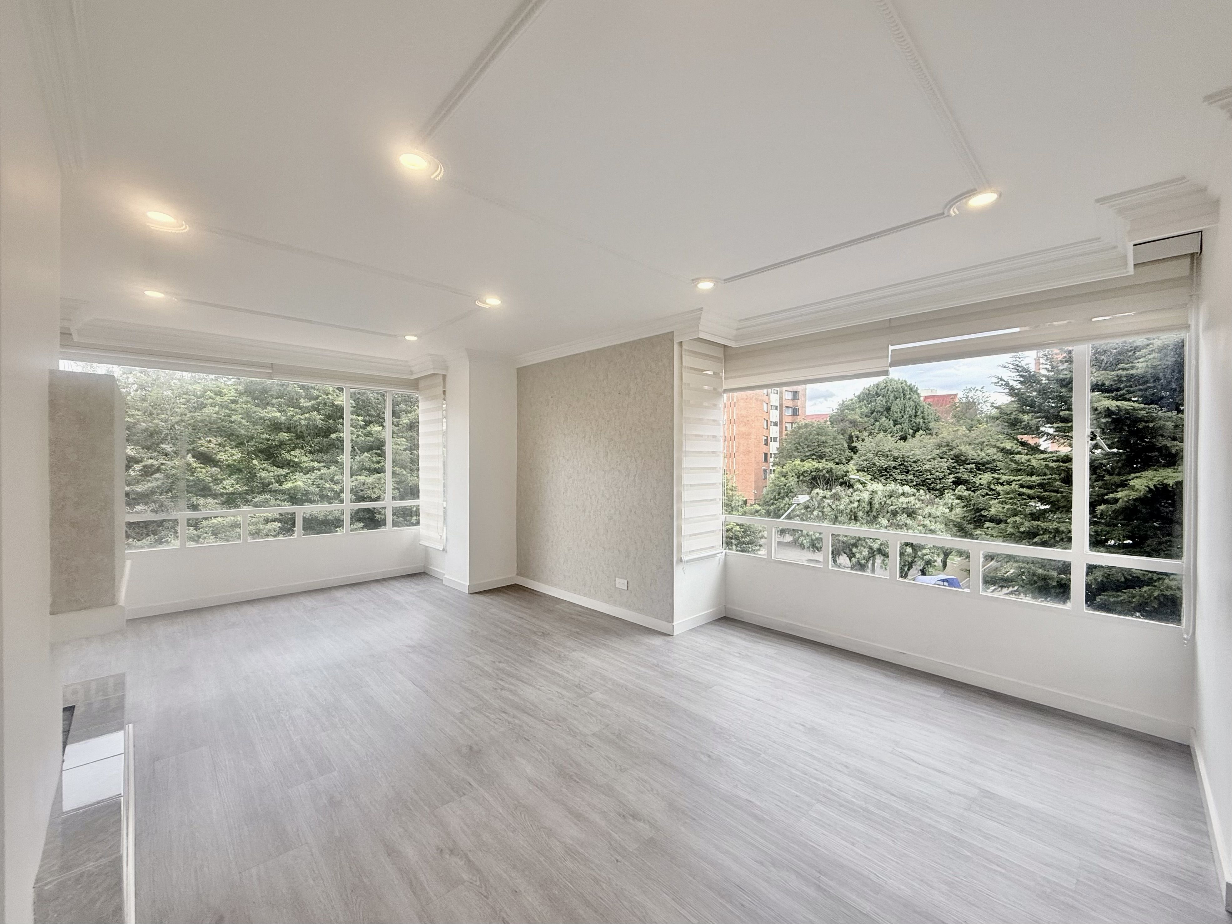 Apartamento en venta Cundinamarca Bogotá Atenas 104 m2 Habitaciones 3 Baños 3 Garajes 2 Precio $650000000