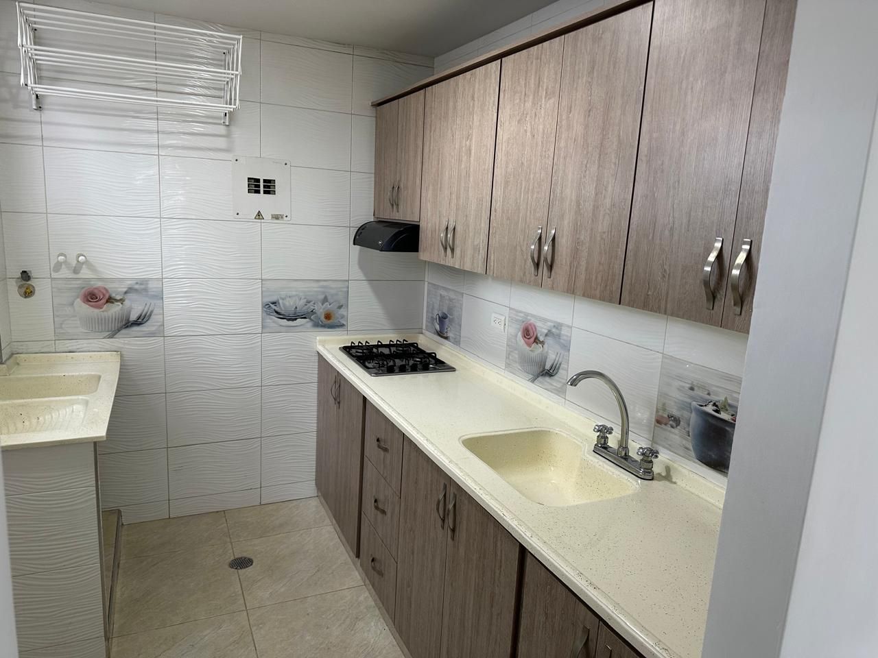 Apartamento en arriendo Valle Del Cauca Cali Prados Del Limonar 250 m2 Habitaciones 2 Baños 2 Garajes 1 Precio $1400000