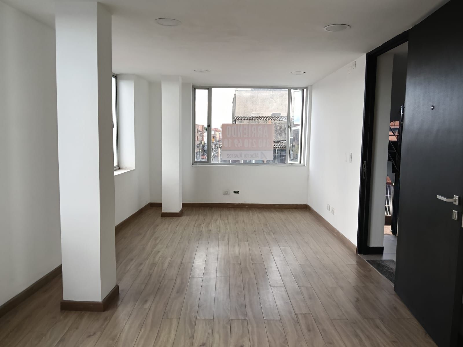 Local en arriendo Cundinamarca Bogotá Prado Veraniego 30 m2 Habitaciones 0 Baños 1 Garajes 0 Precio $1650000